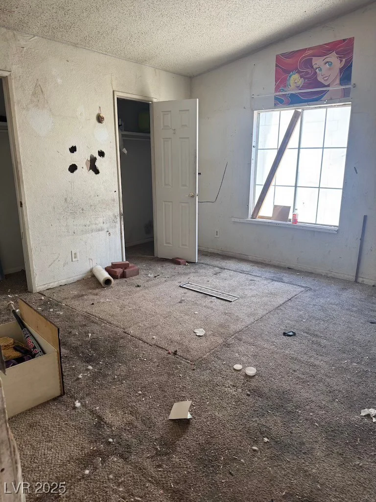 891 Julia St, Pahrump, NV 89048
