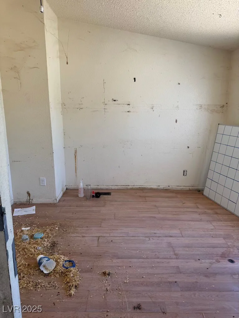 891 Julia St, Pahrump, NV 89048
