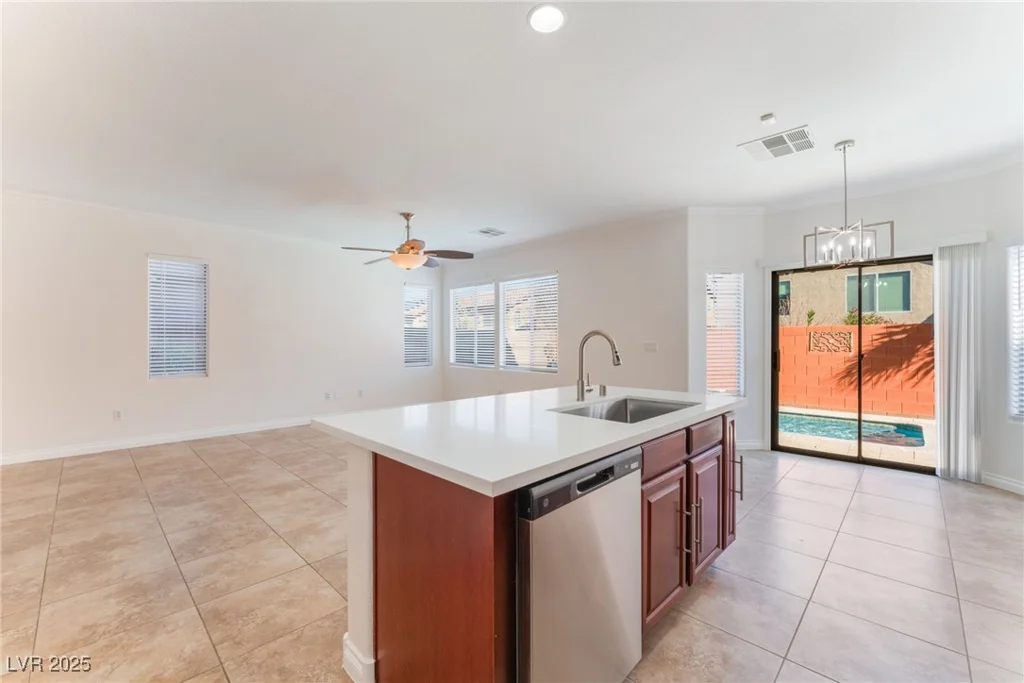 4740 Killington, Las Vegas, NV 89129