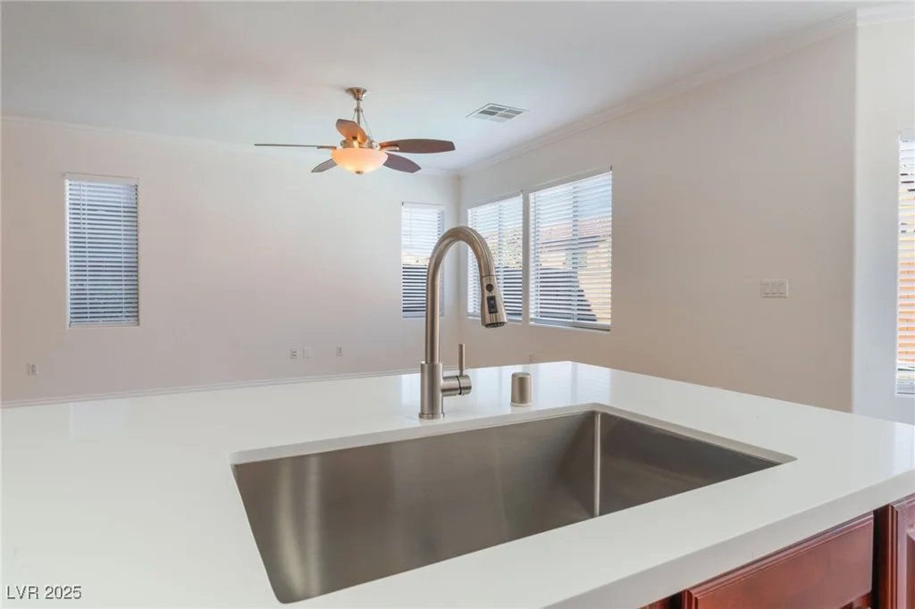 4740 Killington, Las Vegas, NV 89129
