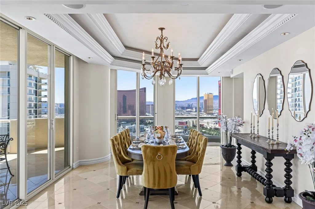 2747 Paradise, Las Vegas, NV 89109