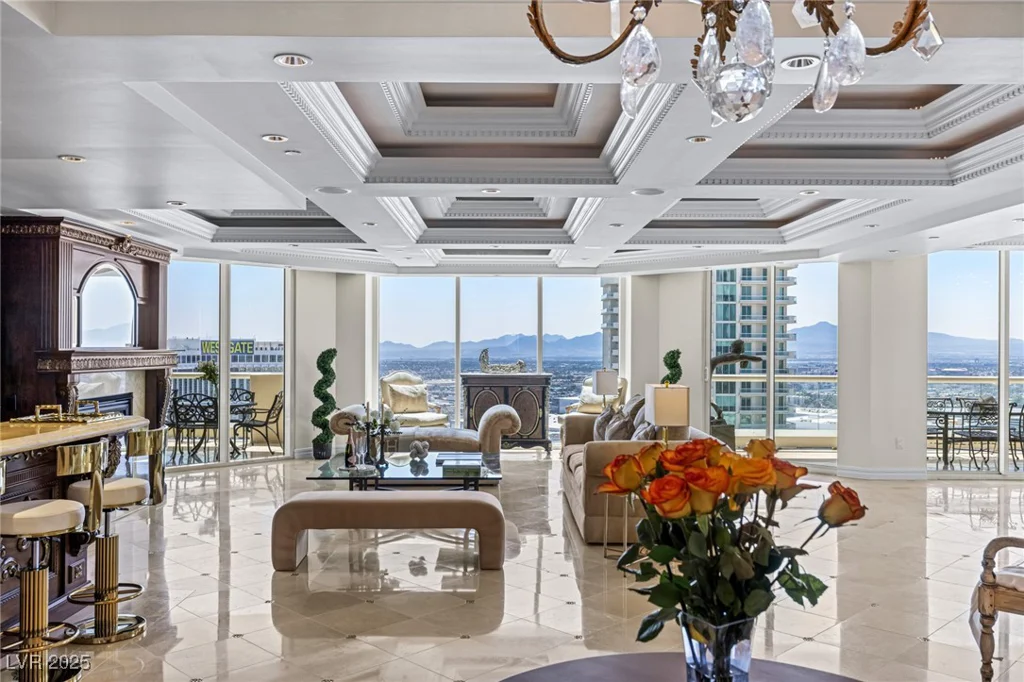 2747 Paradise, Las Vegas, NV 89109