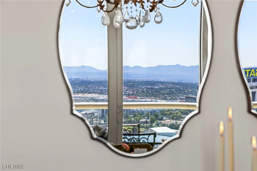 2747 Paradise, Las Vegas, NV 89109