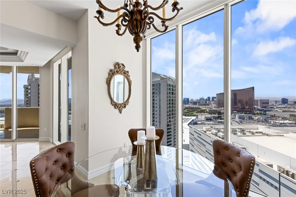 2747 Paradise, Las Vegas, NV 89109