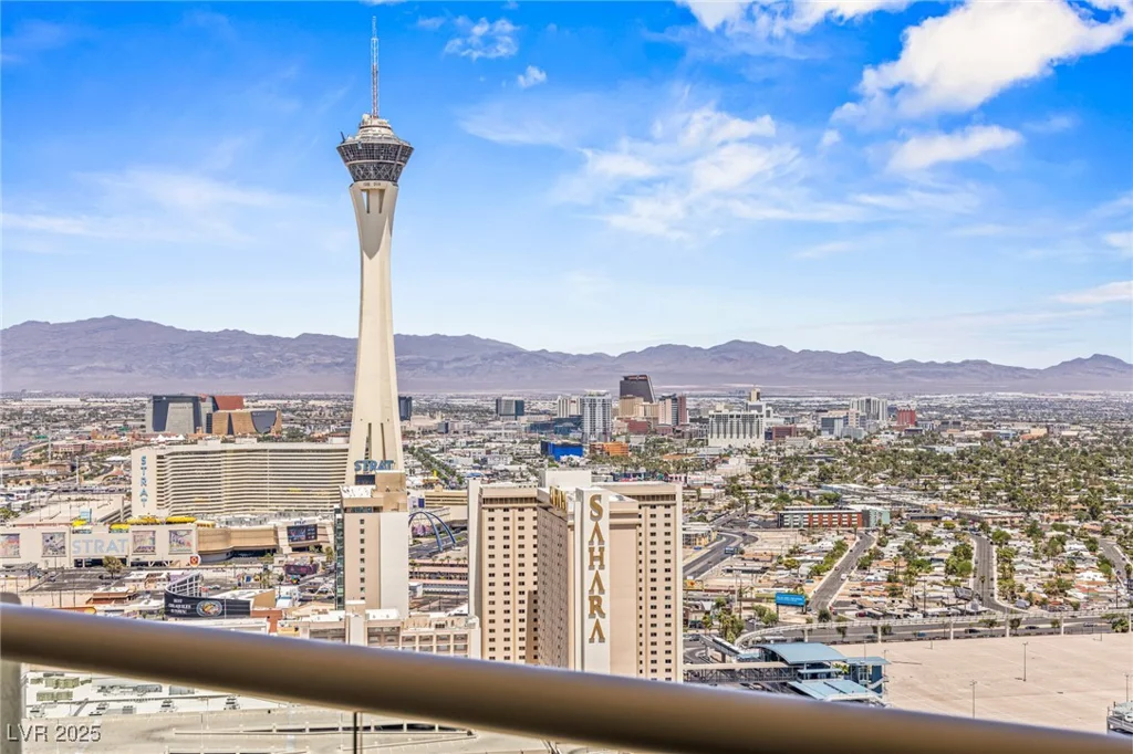2747 Paradise, Las Vegas, NV 89109