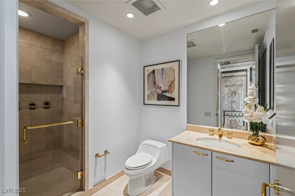 2747 Paradise, Las Vegas, NV 89109