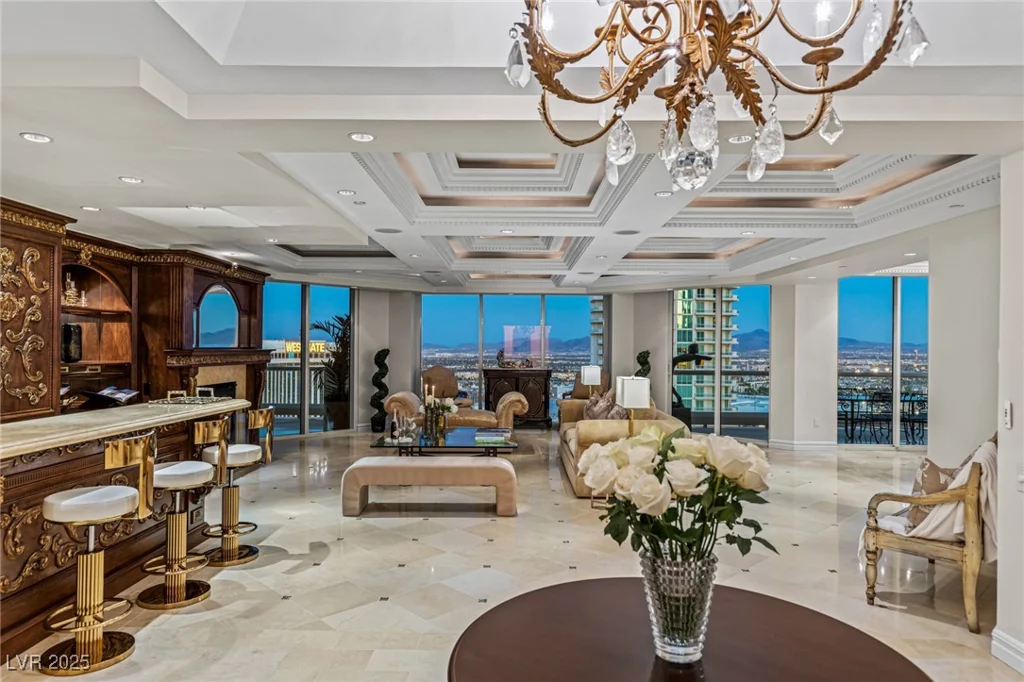 2747 Paradise, Las Vegas, NV 89109
