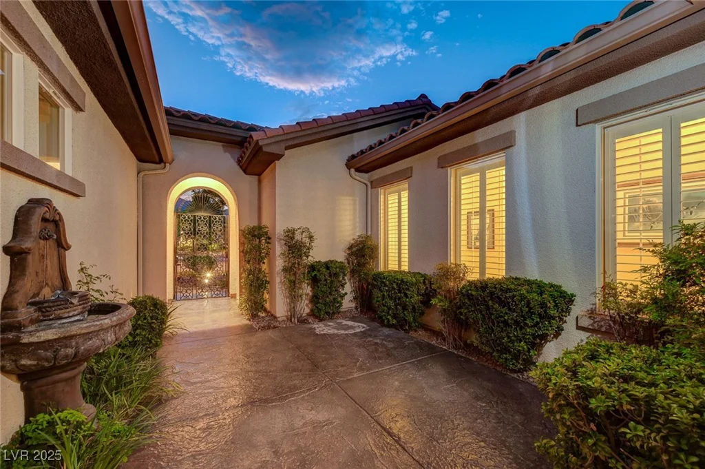 212 Florio, Las Vegas, NV 89138