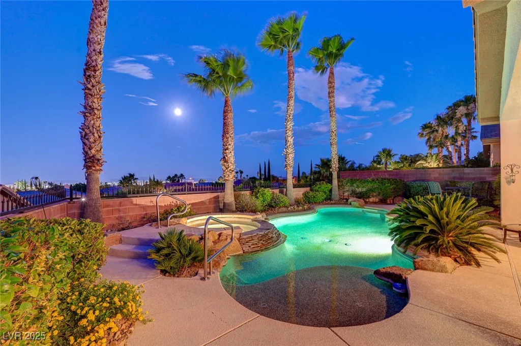 212 Florio, Las Vegas, NV 89138