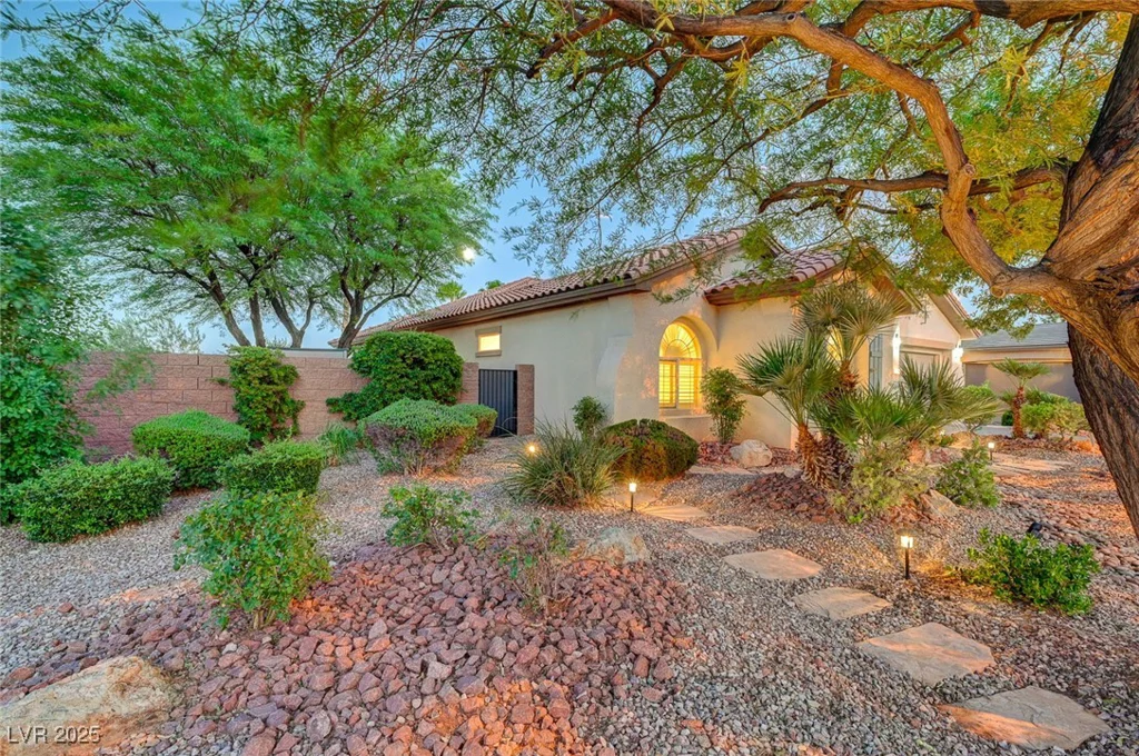 212 Florio, Las Vegas, NV 89138