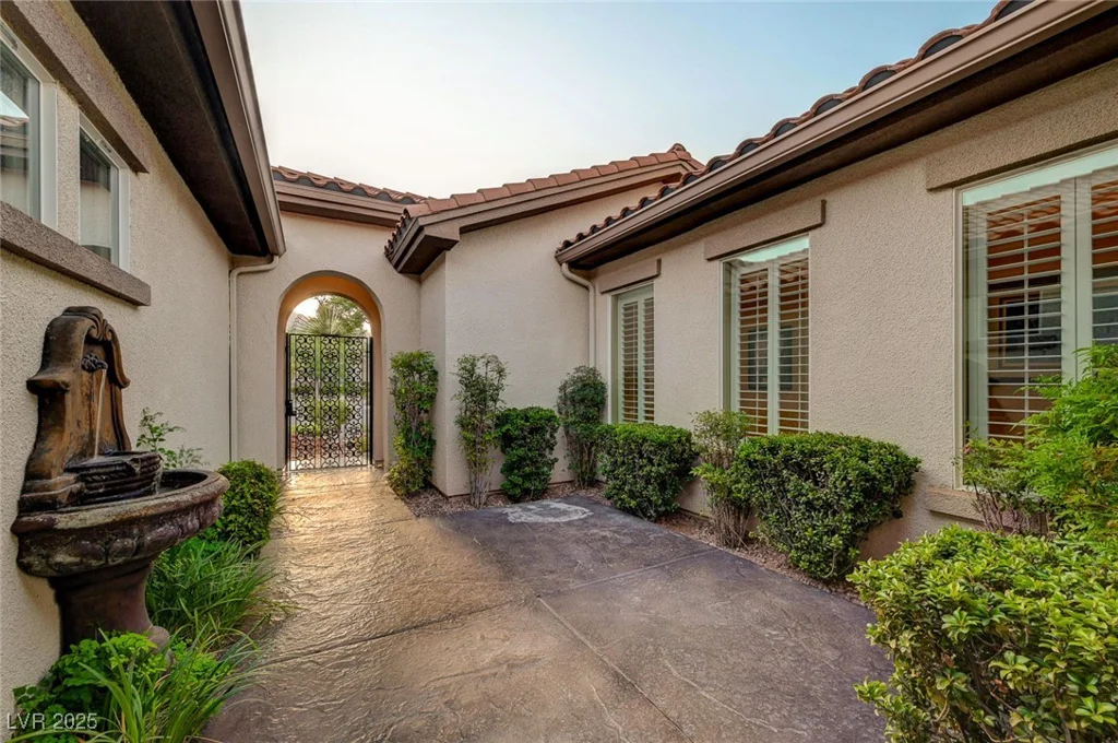 212 Florio, Las Vegas, NV 89138