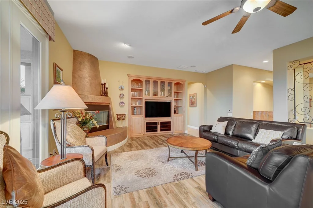 212 Florio, Las Vegas, NV 89138