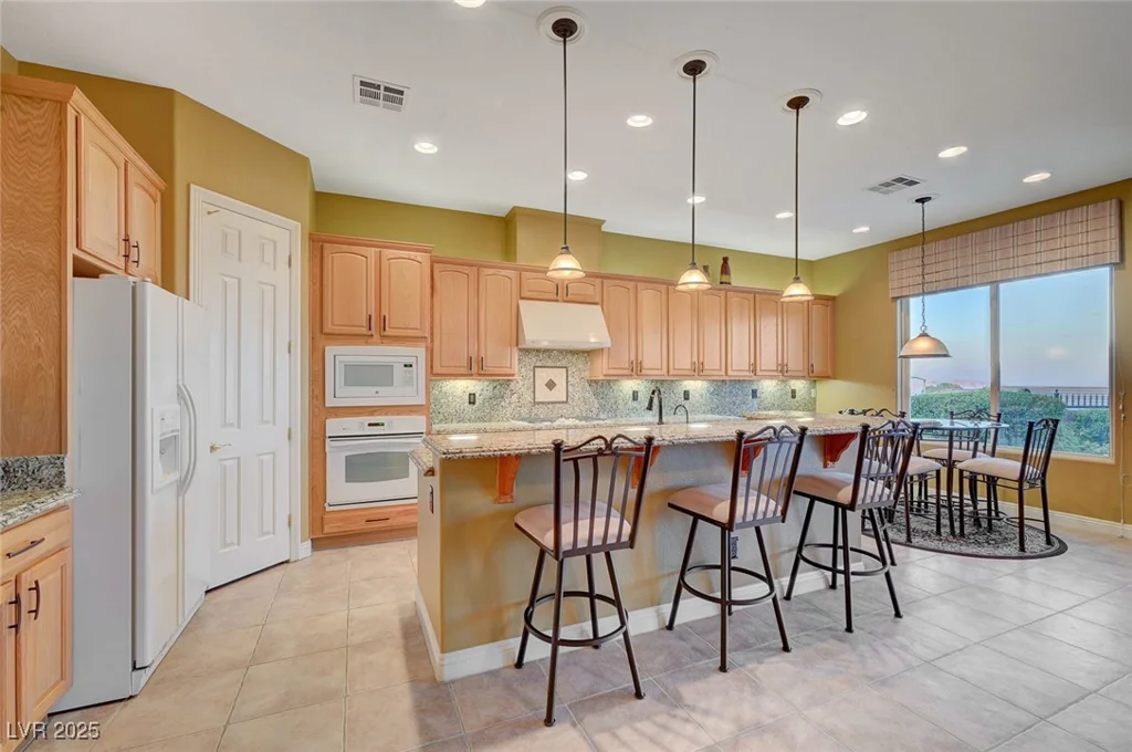 212 Florio, Las Vegas, NV 89138