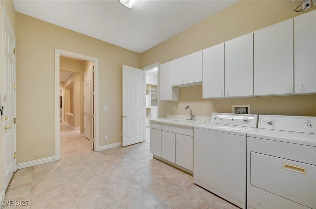 212 Florio, Las Vegas, NV 89138