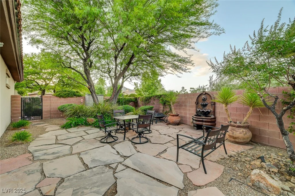 212 Florio, Las Vegas, NV 89138