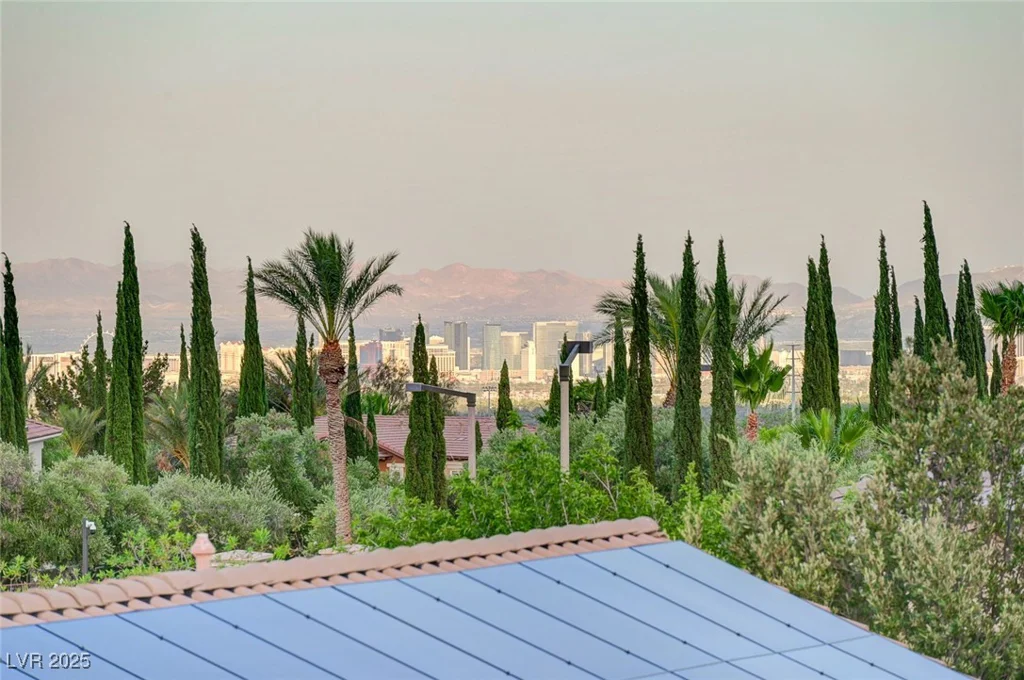 212 Florio, Las Vegas, NV 89138