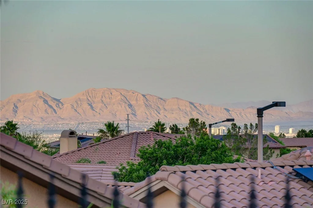 212 Florio, Las Vegas, NV 89138