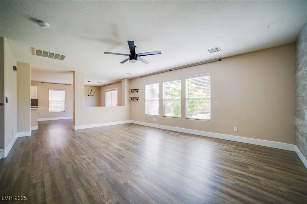 189 Kings Canyon, Henderson, NV 89012