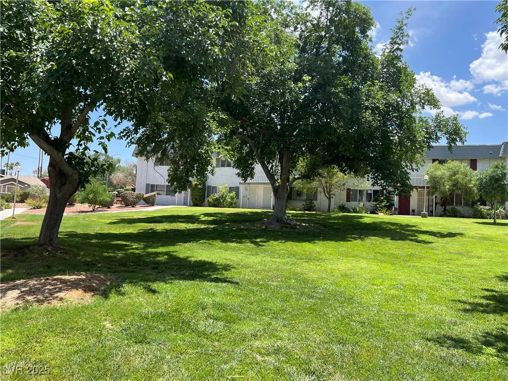 241 Pecos, Las Vegas, NV 89121