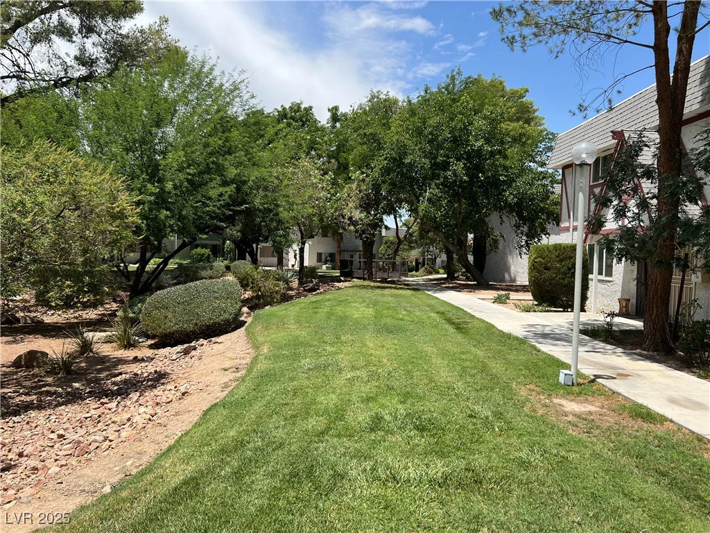 241 Pecos, Las Vegas, NV 89121