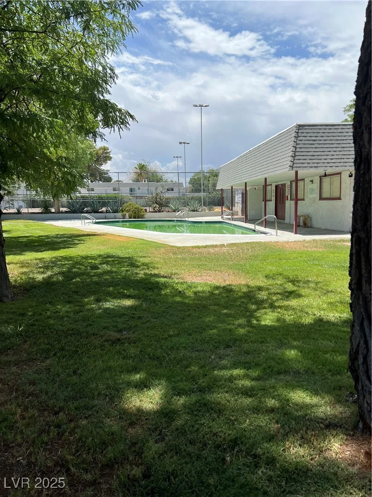 275 Pecos, Las Vegas, NV 89121