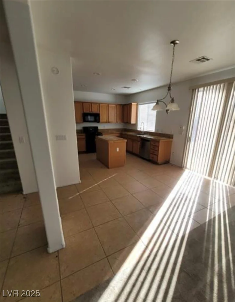 7879 Villa Pintura, Las Vegas, NV 89131