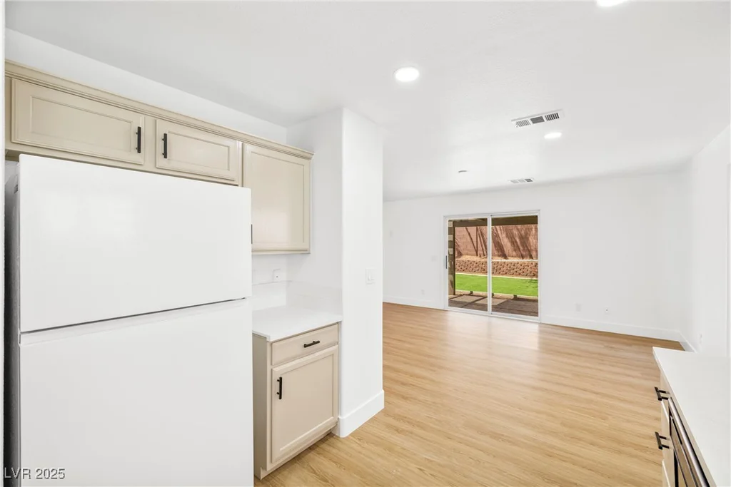 7443 Mission Palm, Las Vegas, NV 89139