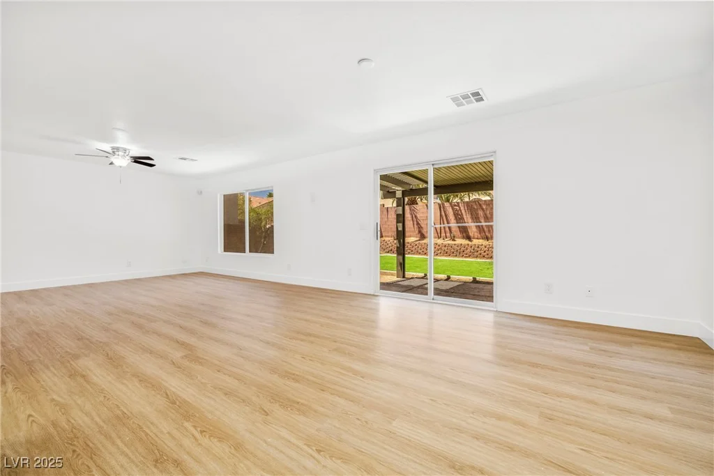 7443 Mission Palm, Las Vegas, NV 89139