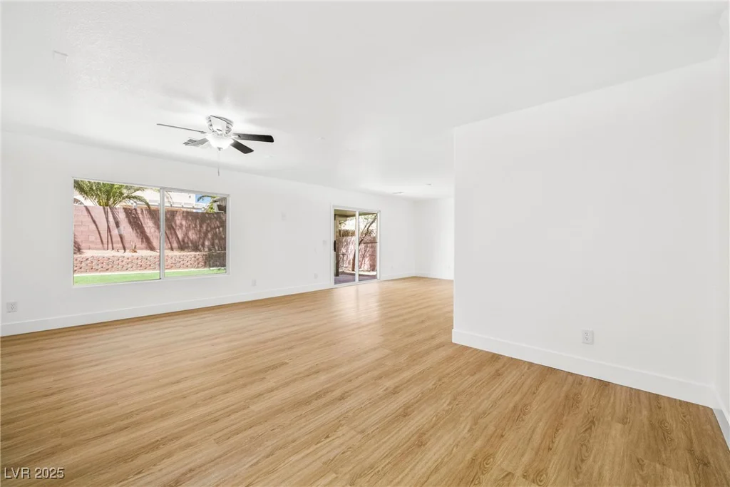 7443 Mission Palm, Las Vegas, NV 89139