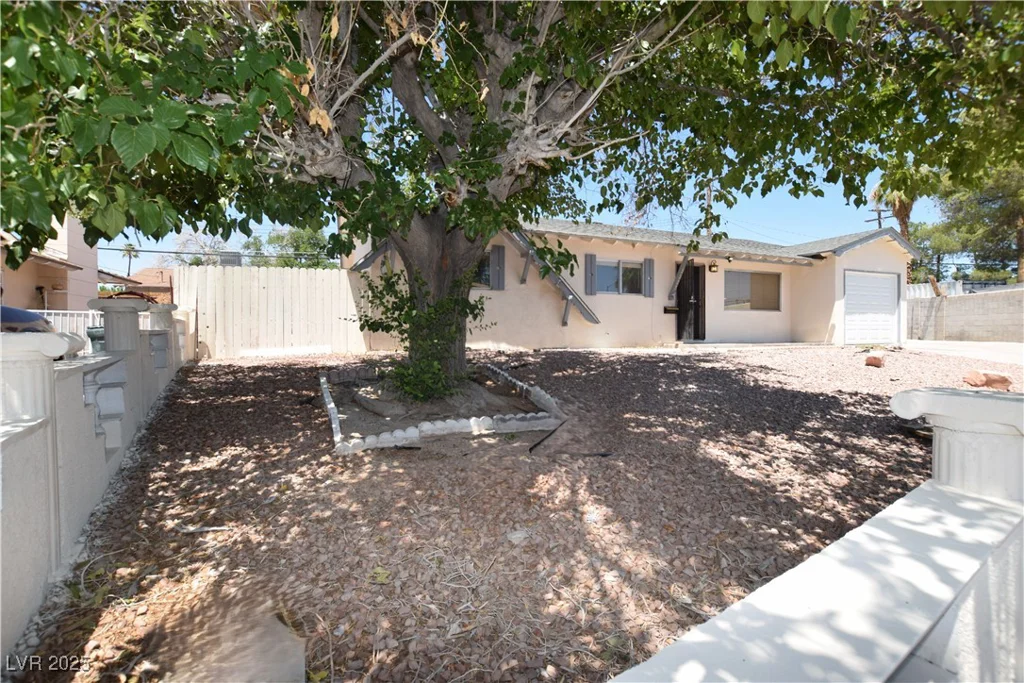 3323 Bancroft, Las Vegas, NV 89121
