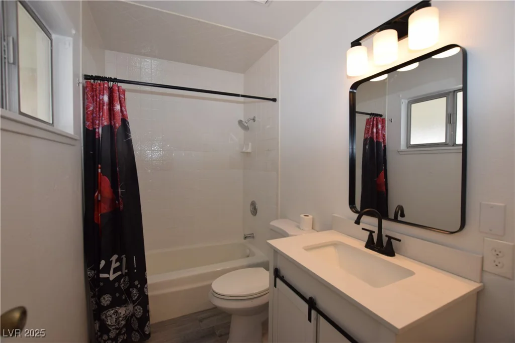 3323 Bancroft, Las Vegas, NV 89121