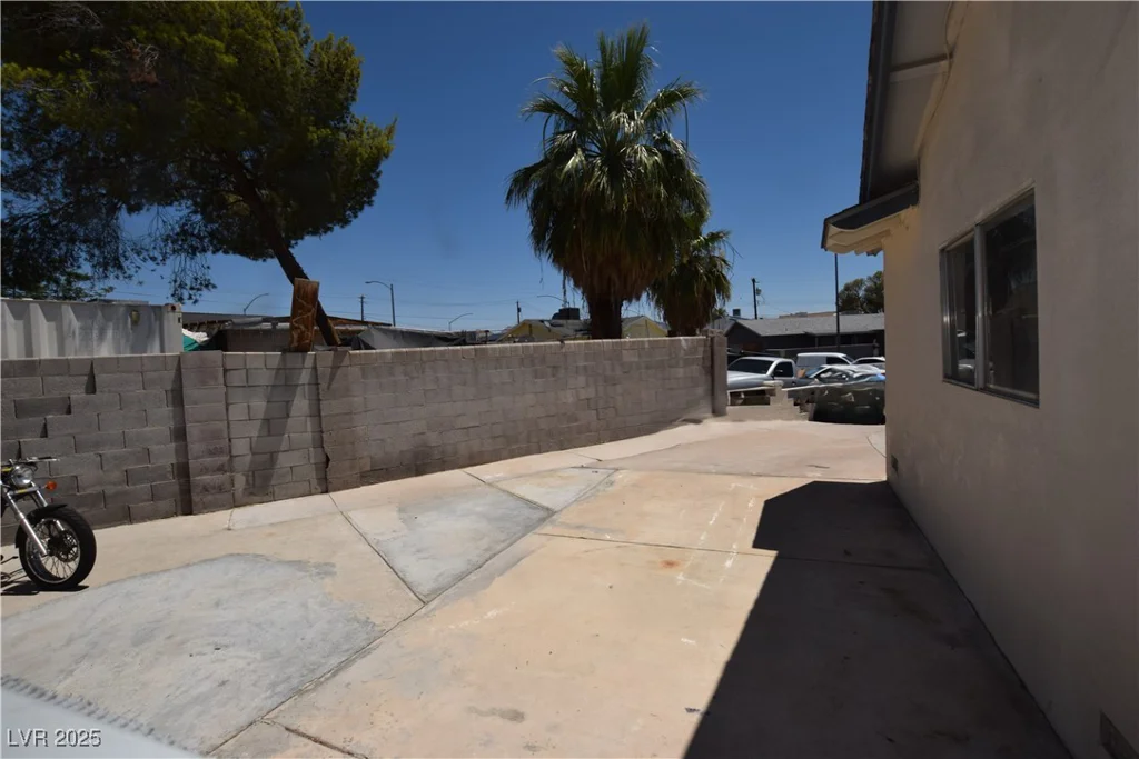 3323 Bancroft, Las Vegas, NV 89121