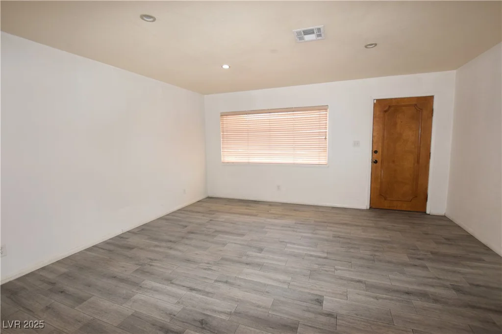 3323 Bancroft, Las Vegas, NV 89121