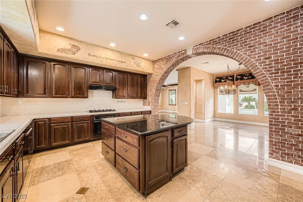 10205 Orkiney, Las Vegas, NV 89144