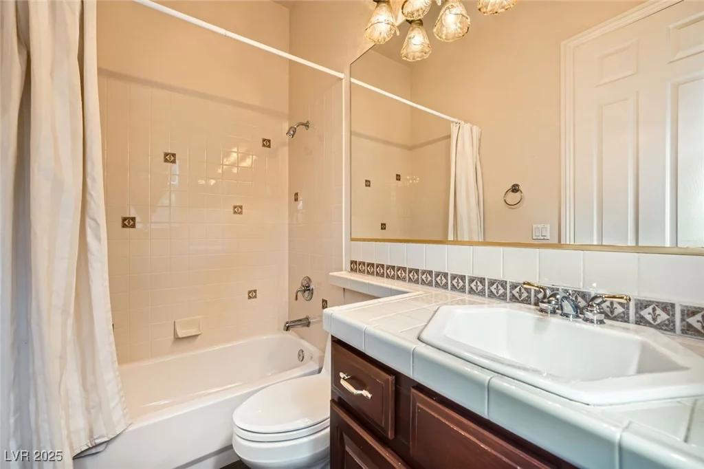 10205 Orkiney, Las Vegas, NV 89144