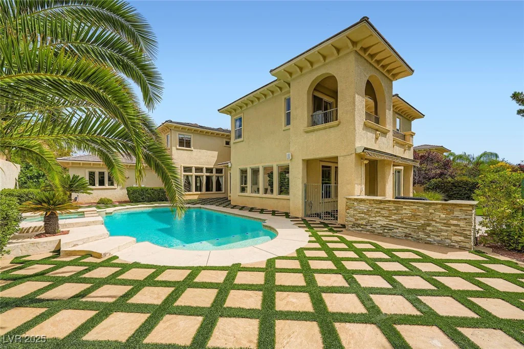 10205 Orkiney, Las Vegas, NV 89144