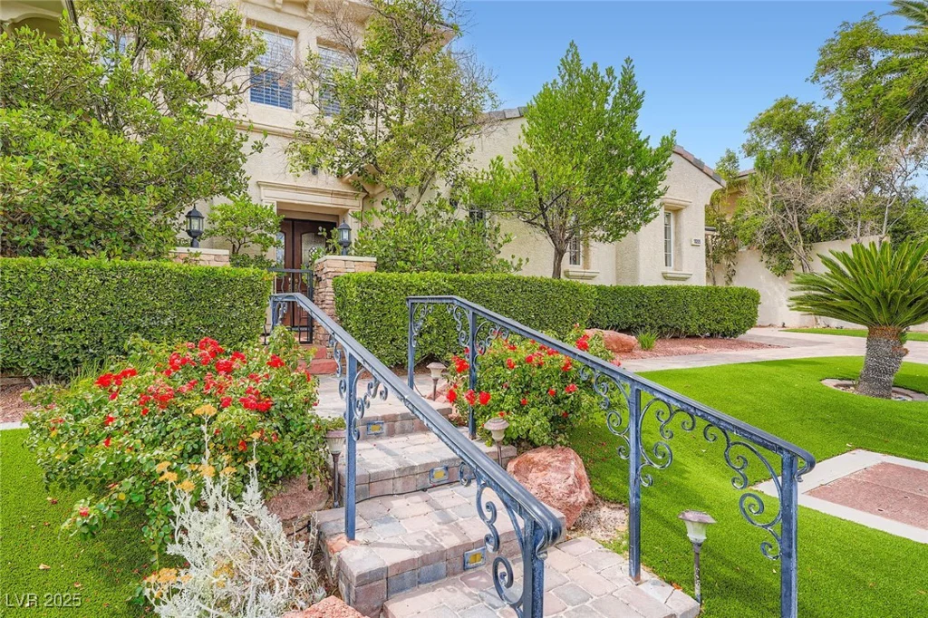 10205 Orkiney, Las Vegas, NV 89144