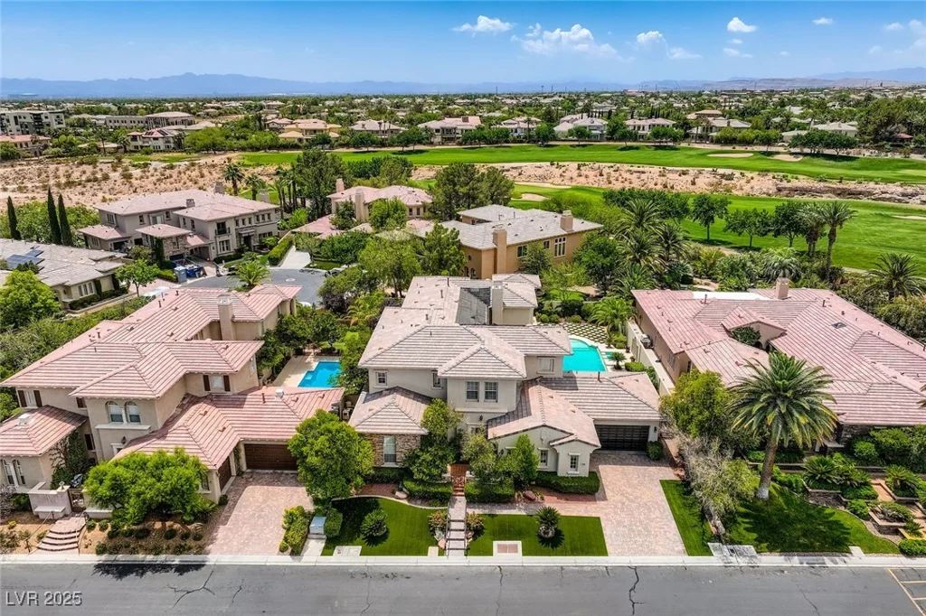 10205 Orkiney, Las Vegas, NV 89144