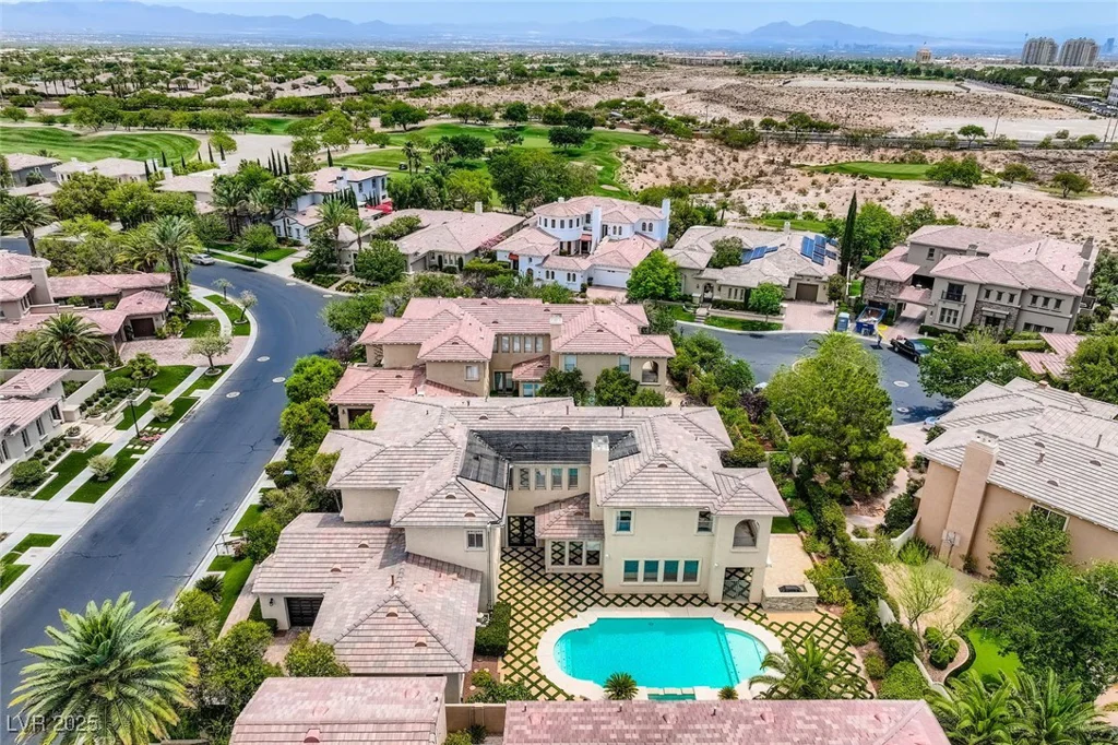 10205 Orkiney, Las Vegas, NV 89144