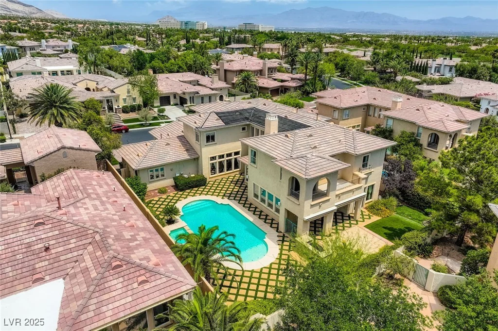 10205 Orkiney, Las Vegas, NV 89144