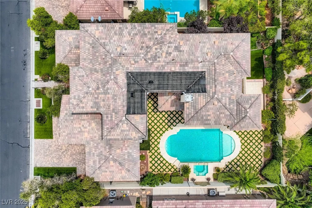 10205 Orkiney, Las Vegas, NV 89144