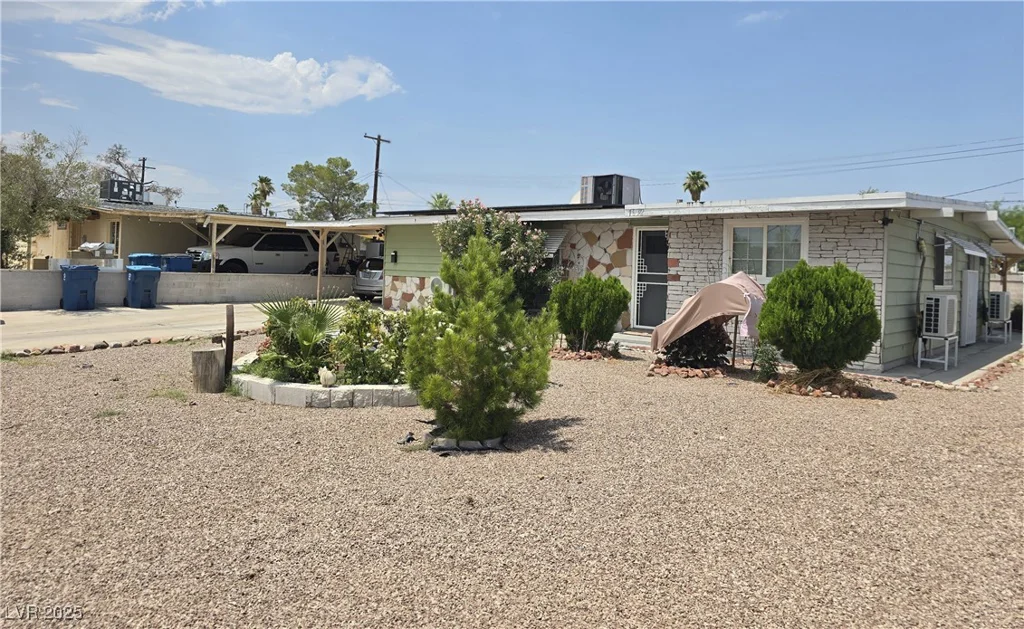 1692 Palora, Las Vegas, NV 89169