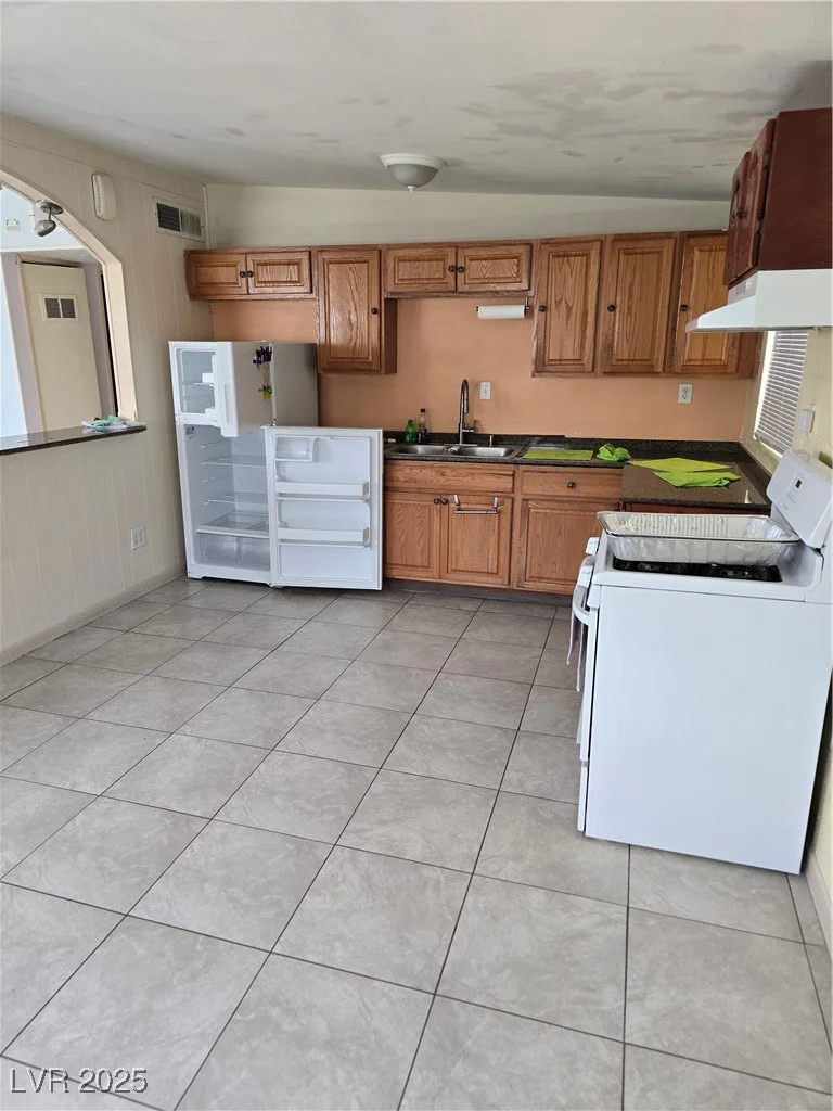 1692 Palora, Las Vegas, NV 89169