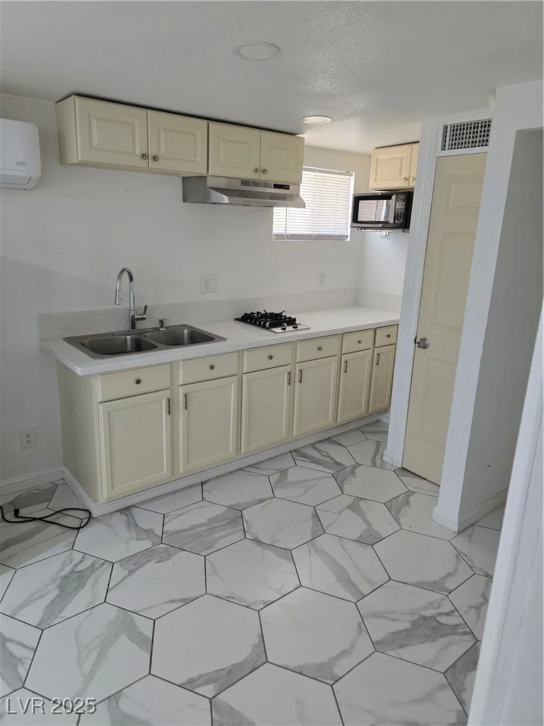 1692 Palora, Las Vegas, NV 89169
