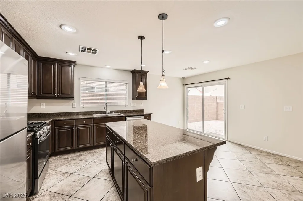 650 Port Talbot, Las Vegas, NV 89178