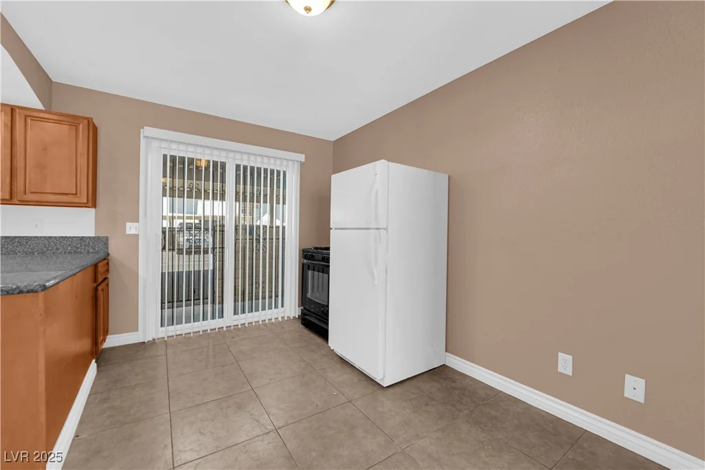 867 Flagstone, Las Vegas, NV 89110