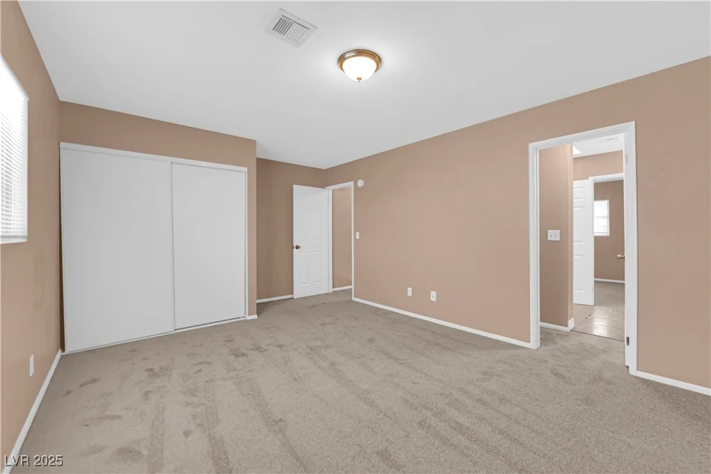 867 Flagstone, Las Vegas, NV 89110