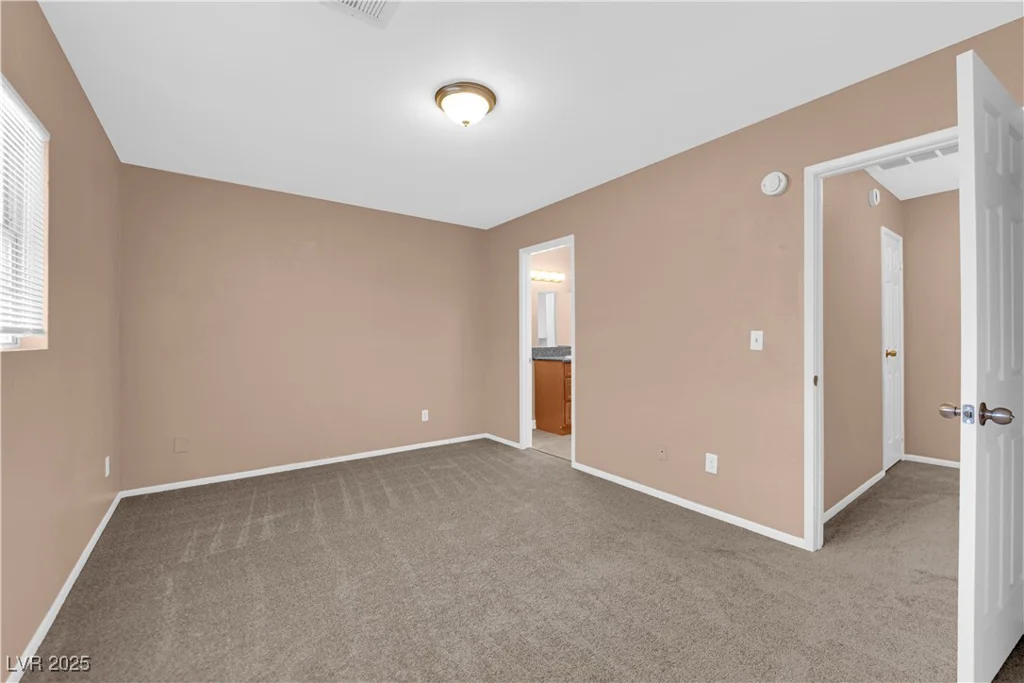 867 Flagstone, Las Vegas, NV 89110