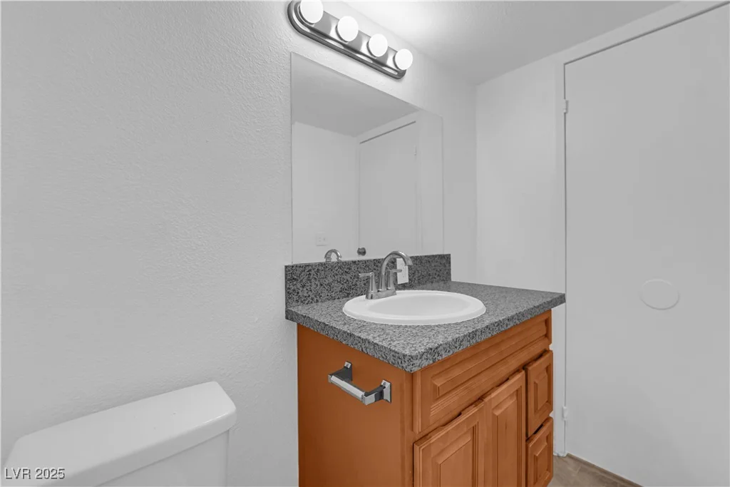 867 Flagstone, Las Vegas, NV 89110