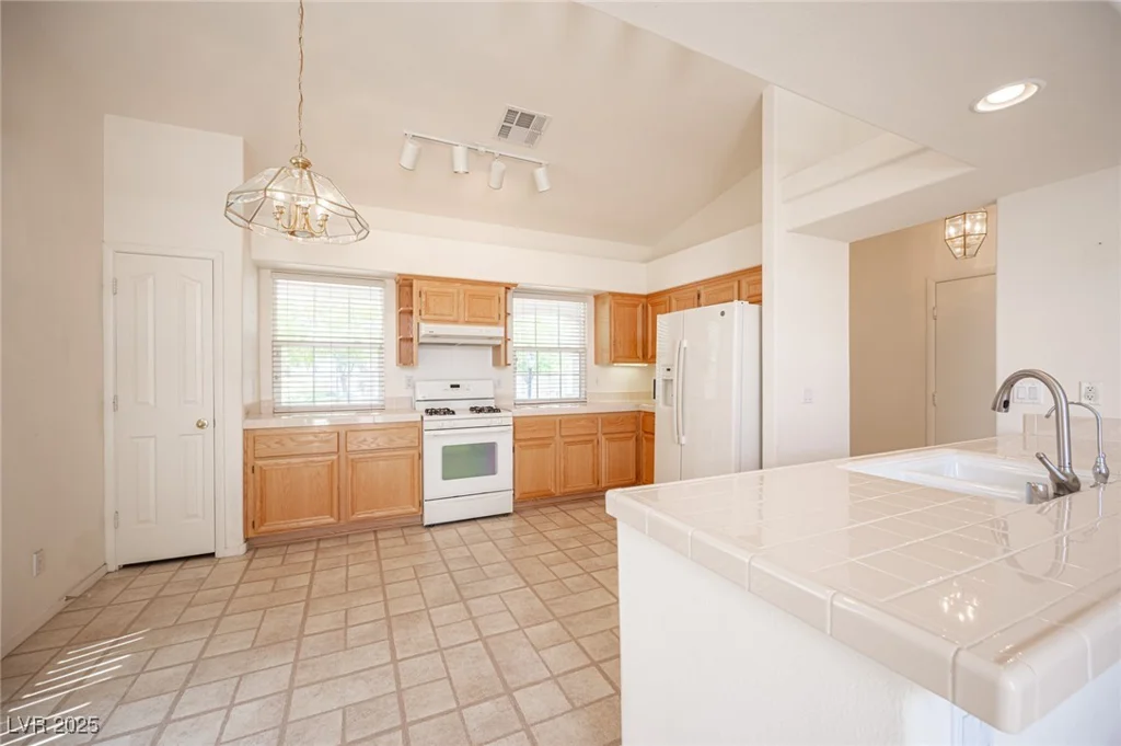 10200 Lookout Bridge, Las Vegas, NV 89183